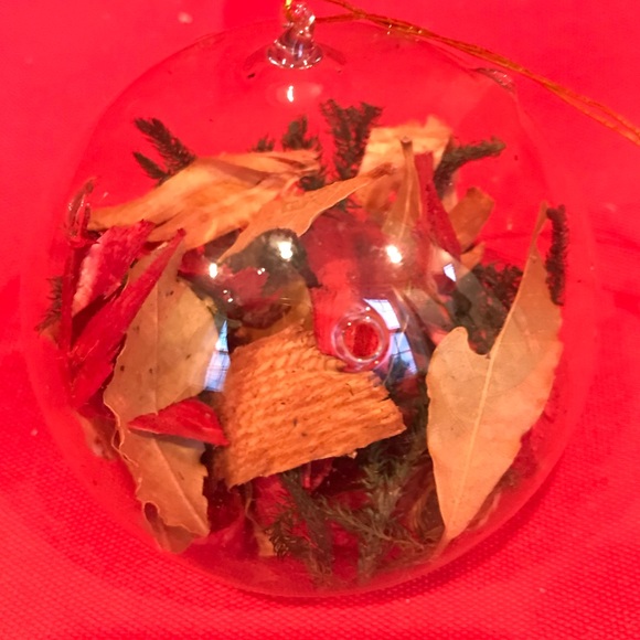 VWB. Vintage Potpourri Ornament - Picture 2 of 7